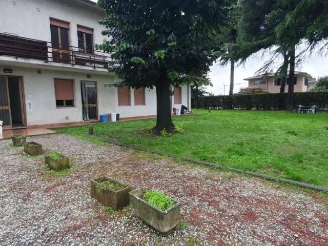 Villa Indipendente in vendita a Capannori, Toscana