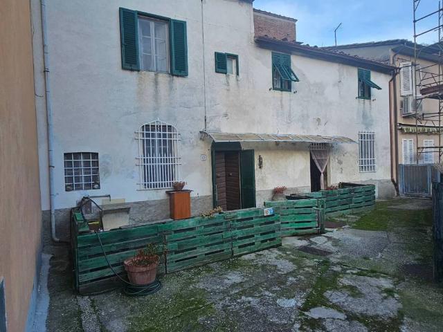 Villa Indipendente in vendita a Capannori, Toscana