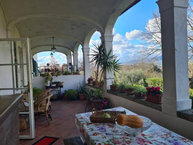 Villa Indipendente in vendita a Camigliano Santa Gemma, Capannori