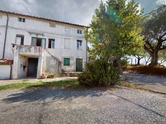 Villa Indipendente in vendita a Capannori, Toscana
