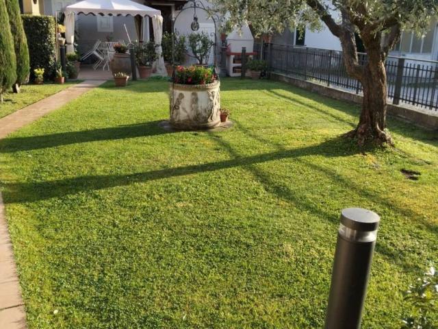 Villa Indipendente in vendita a Tassignano, Capannori