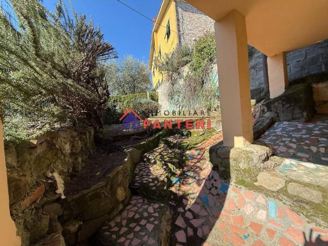 Villa Indipendente in vendita a Tofori, Capannori