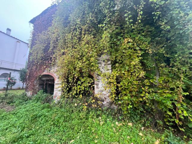 Villa Indipendente in vendita a San Quirico, Capannori