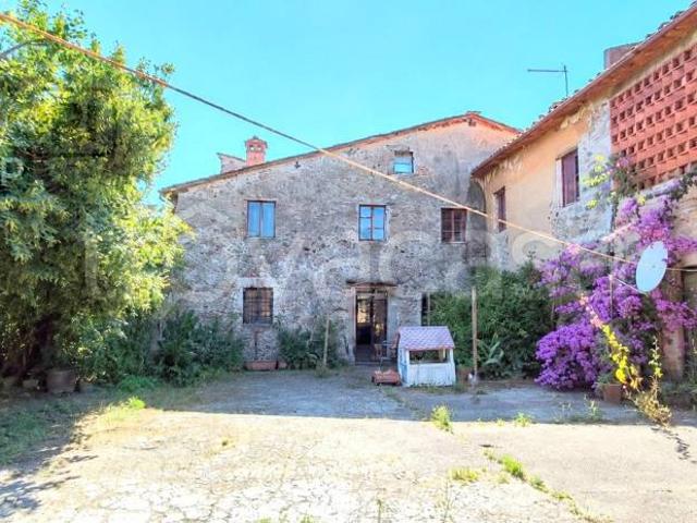 Villa Indipendente in vendita a Capannori, Toscana
