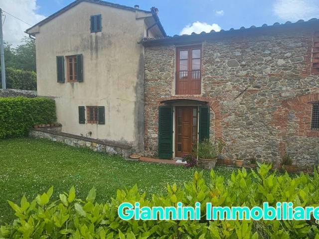 Villa Indipendente in vendita a San Colombano, Capannori