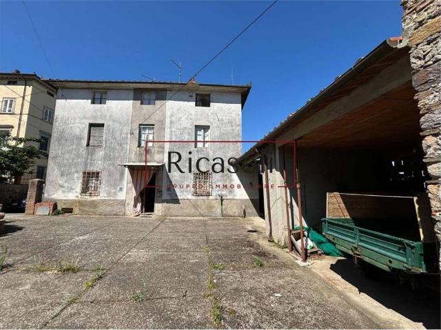Villa Indipendente in vendita a Capannori, Toscana