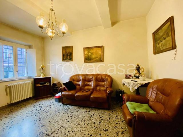 Villa Indipendente in vendita a San Colombano, Capannori