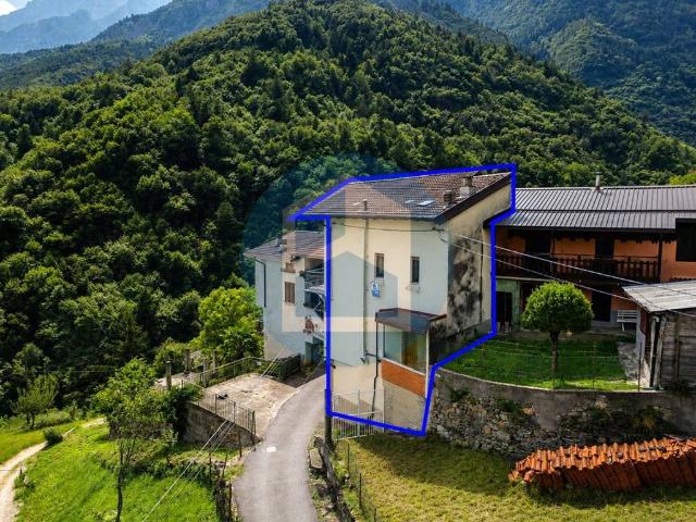 Villa Indipendente in vendita a Comunità montana della valle Camonica, Capo Di Ponte