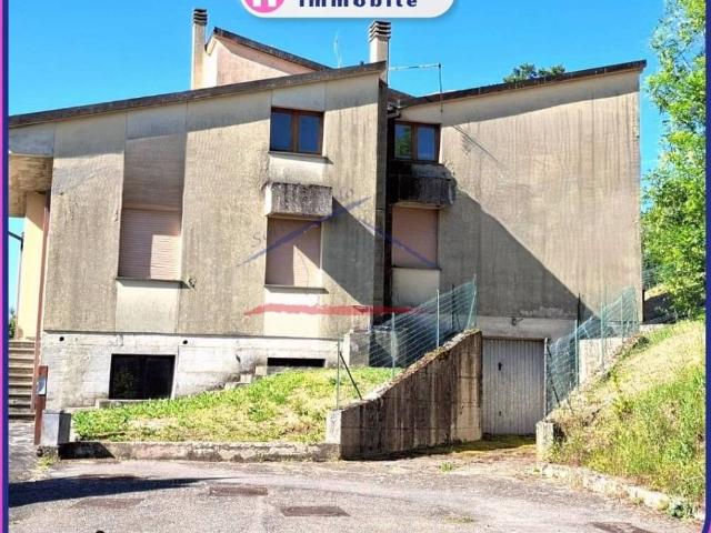 Villa Indipendente in vendita a L'Apia, Capolona