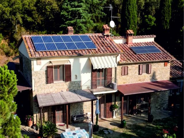 Villa Indipendente in vendita a Meliciano, Arezzo