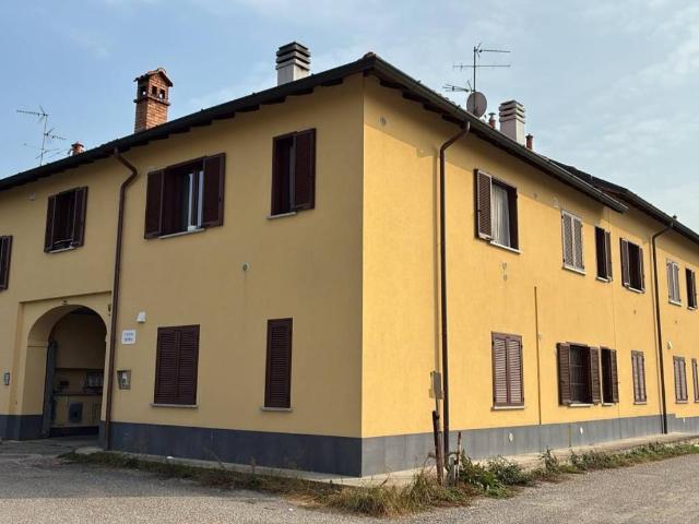 Villa Indipendente in vendita a Caponago, Lombardia