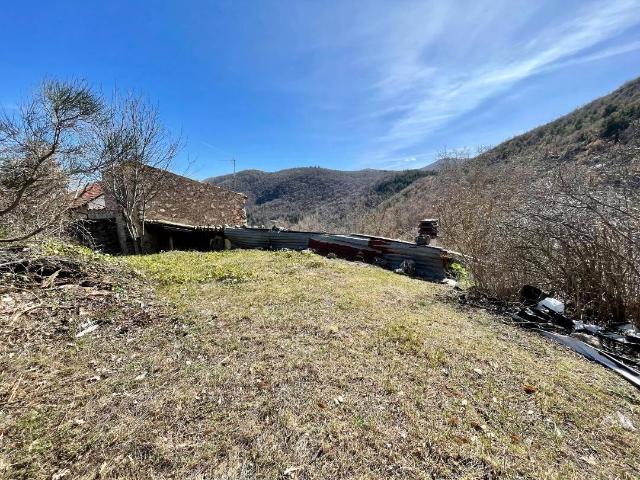 Villa Indipendente in vendita a Caporciano, Abruzzo