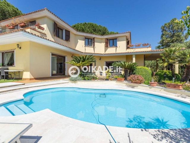 Villa Indipendente in vendita a Capoterra, Sardigna/Sardegna