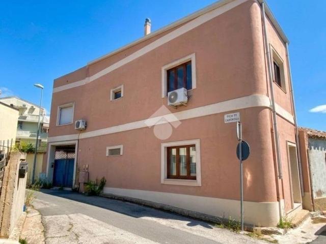 Villa Indipendente in vendita a Capoterra, Sardigna/Sardegna