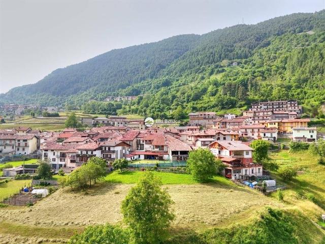 Villa Indipendente in vendita a Comunità montana della Valle Sabbia, Capovalle