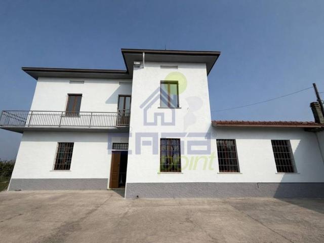 Villa Indipendente in vendita a Cappella De' Picenardi, Lombardia