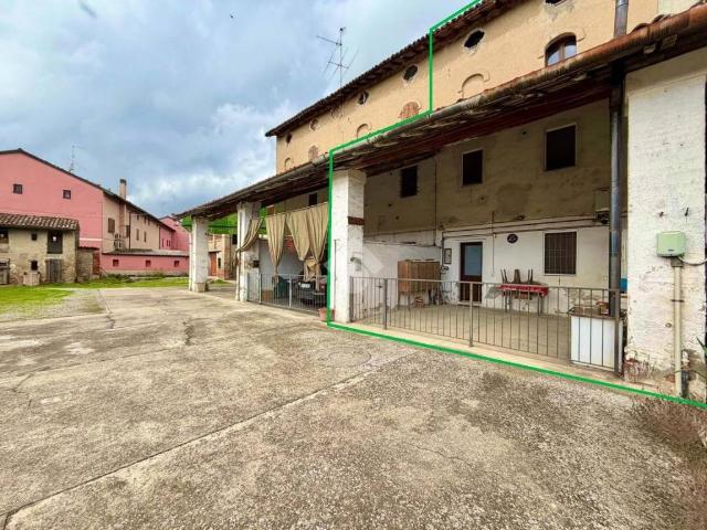Villa Indipendente in vendita a Farinate, Capralba