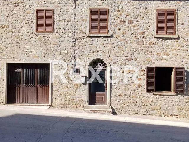 Villa Indipendente in vendita a Caprese Michelangelo, Toscana