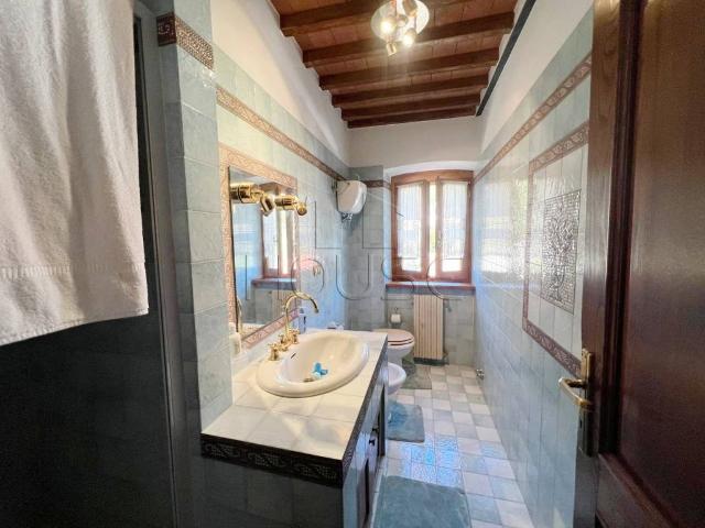 Villa Indipendente in vendita a Caprese Michelangelo, Toscana