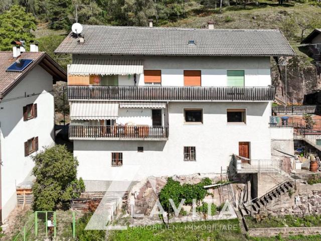Villa Indipendente in vendita a Carbonare, Capriana