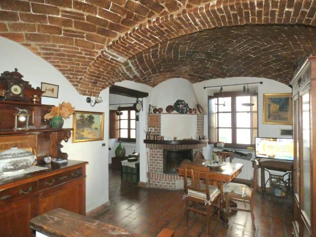 Villa Indipendente in vendita a Capriata d'Orba, Alessandria