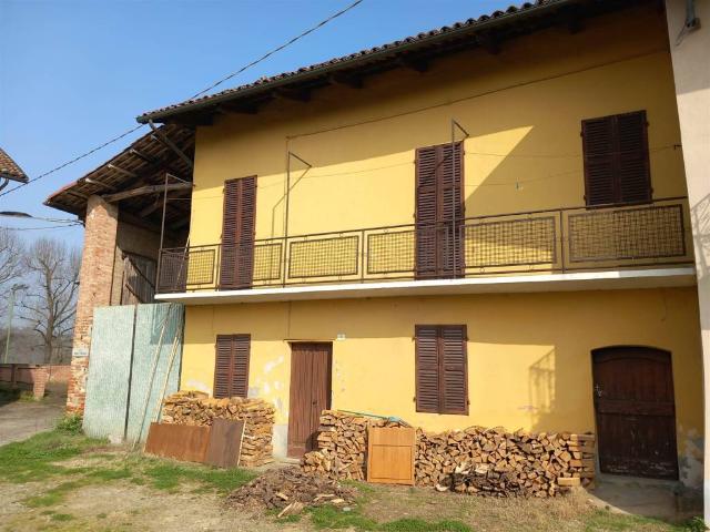 Villa Indipendente in vendita a Piemonte, Asti