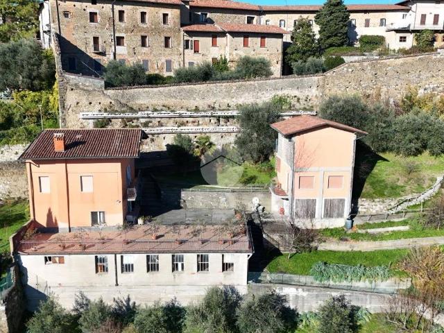 Villa Indipendente in vendita a Pirlotti, Capriolo