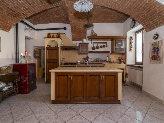 Villa Indipendente in vendita a Piemonte, Cuneo