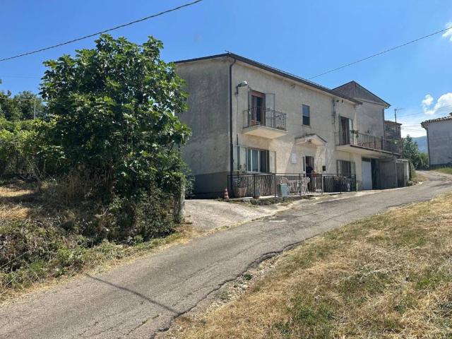 Villa Indipendente in vendita a Caramanico Terme, Abruzzo