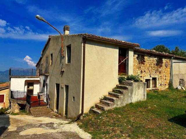 Villa Indipendente in vendita a Caramanico Terme, Abruzzo