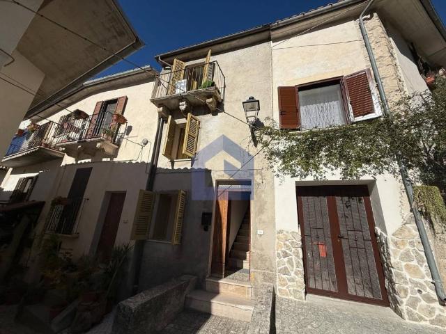 Villa Indipendente in vendita a Caramanico Terme, Abruzzo
