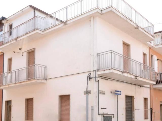 Villa Indipendente in vendita a Puglia, Foggia