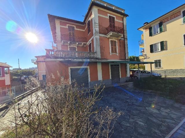 Villa Indipendente in vendita a Carasco, Liguria