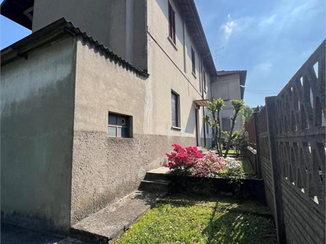 Villa Indipendente in vendita a Realdino, Carate Brianza
