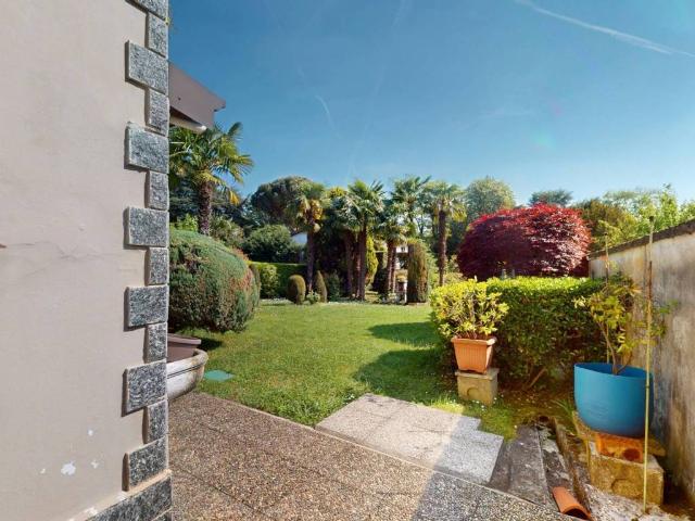 Villa Indipendente in vendita a Realdino, Carate Brianza