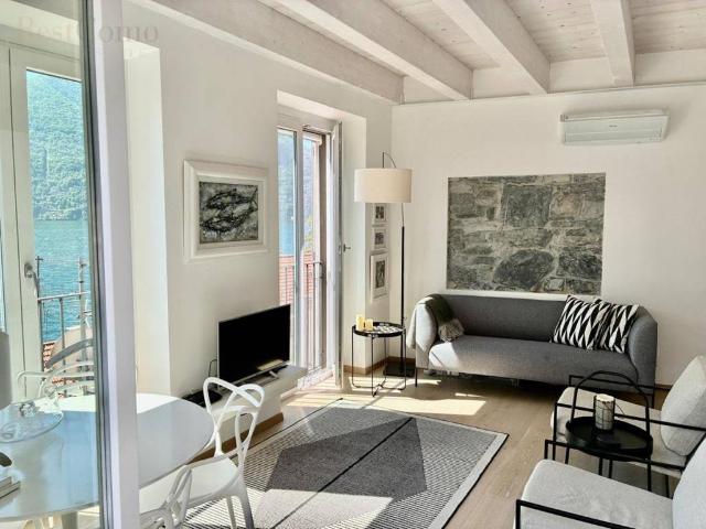Villa Indipendente in vendita a Carate, Carate Urio