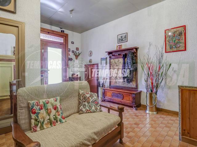Villa Indipendente in vendita a Canton d'Oro, Caravate