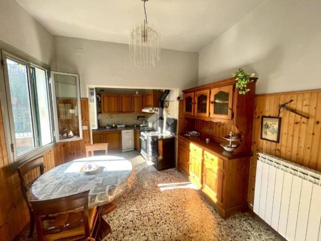 Villa Indipendente in vendita a Caravonica, Liguria