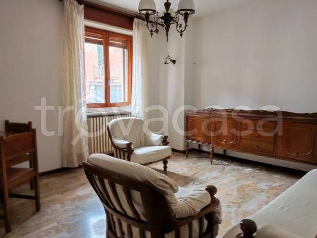 Villa Indipendente in vendita a Piemonte, Alessandria