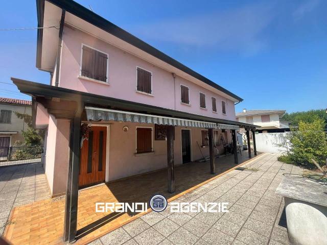 Villa Indipendente in vendita a Carbonera, Veneto