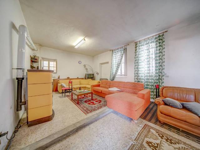 Villa Indipendente in vendita a Cuoricino, Cardano Al Campo