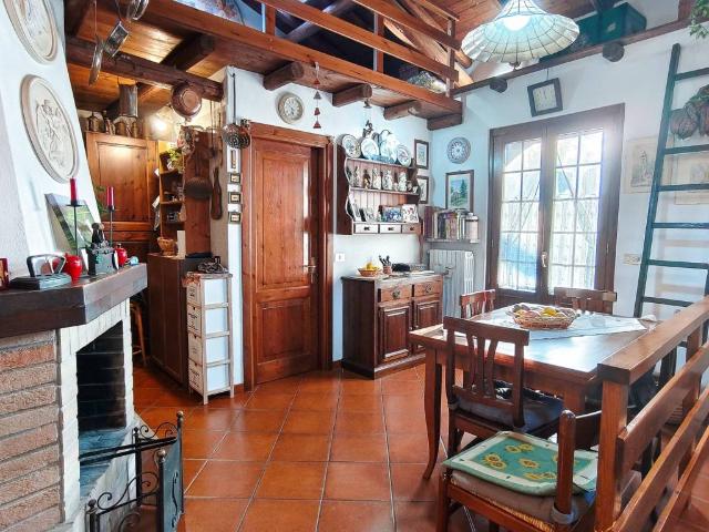 Villa Indipendente in vendita a Piemonte, Alessandria