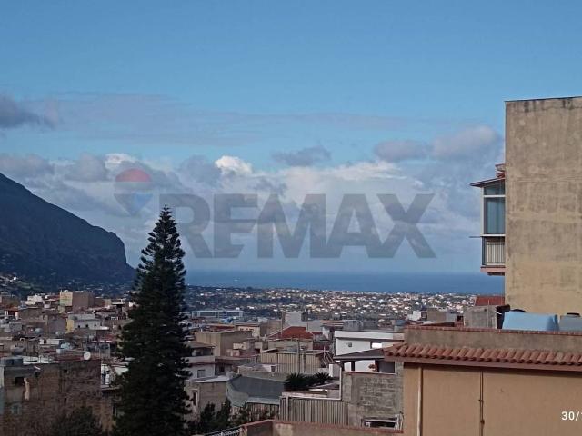 Villa Indipendente in vendita a Carini, Sicilia
