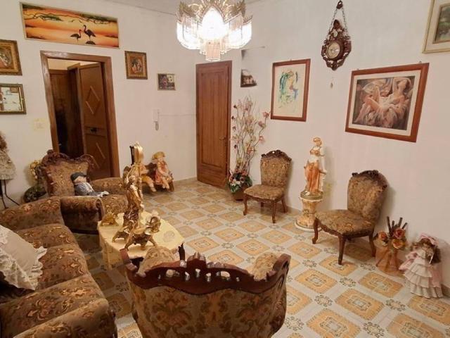 Villa Indipendente in vendita a Carini, Sicilia