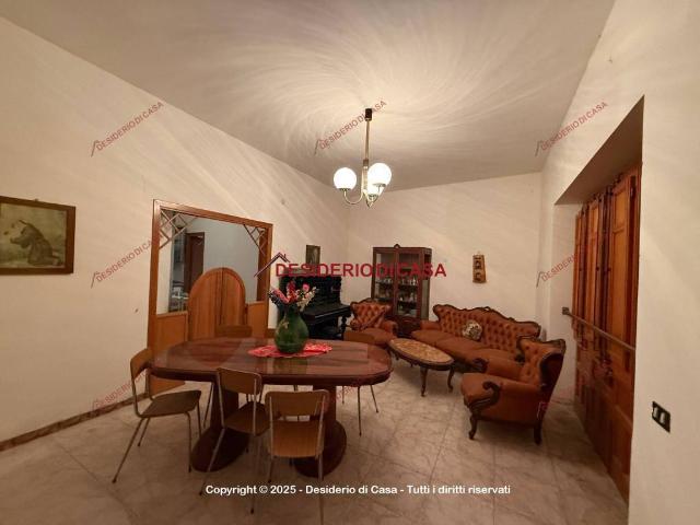 Villa Indipendente in vendita a Carini, Sicilia