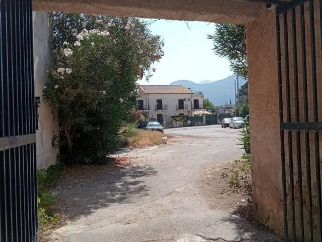 Villa Indipendente in vendita a Carini, Sicilia