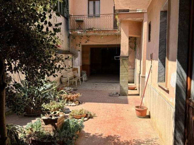 Villa Indipendente in vendita a Carinola, Campania