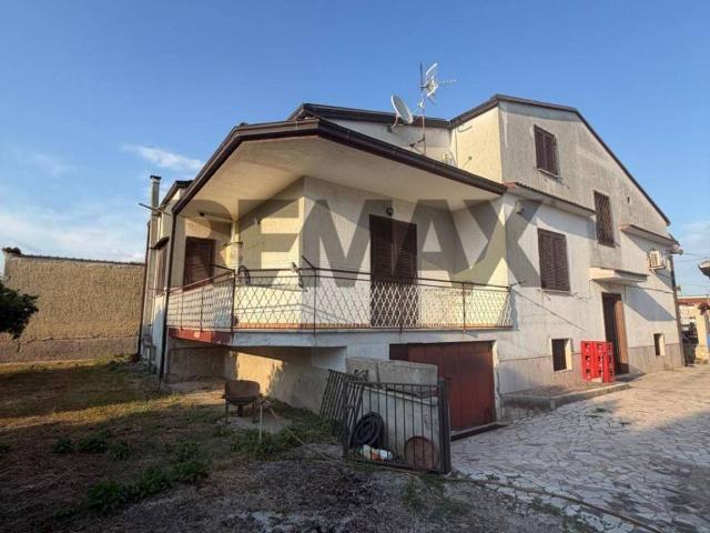 Villa Indipendente in vendita a Nocelleto di Carinola, Carinola