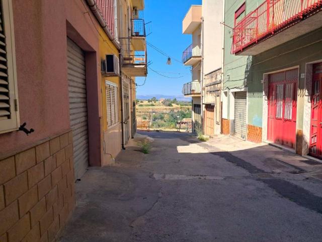 Villa Indipendente in vendita a Carlentini, Sicilia