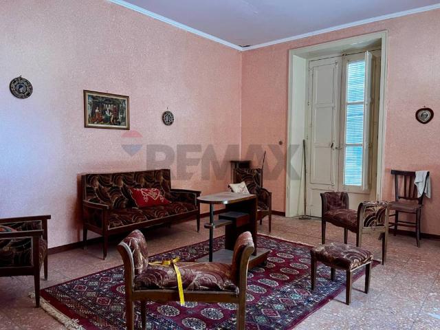 Villa Indipendente in vendita a Carlentini, Sicilia